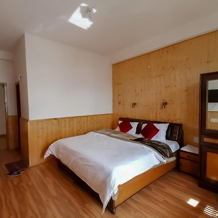 Hotel New Gyespa Kyelang エクステリア 写真